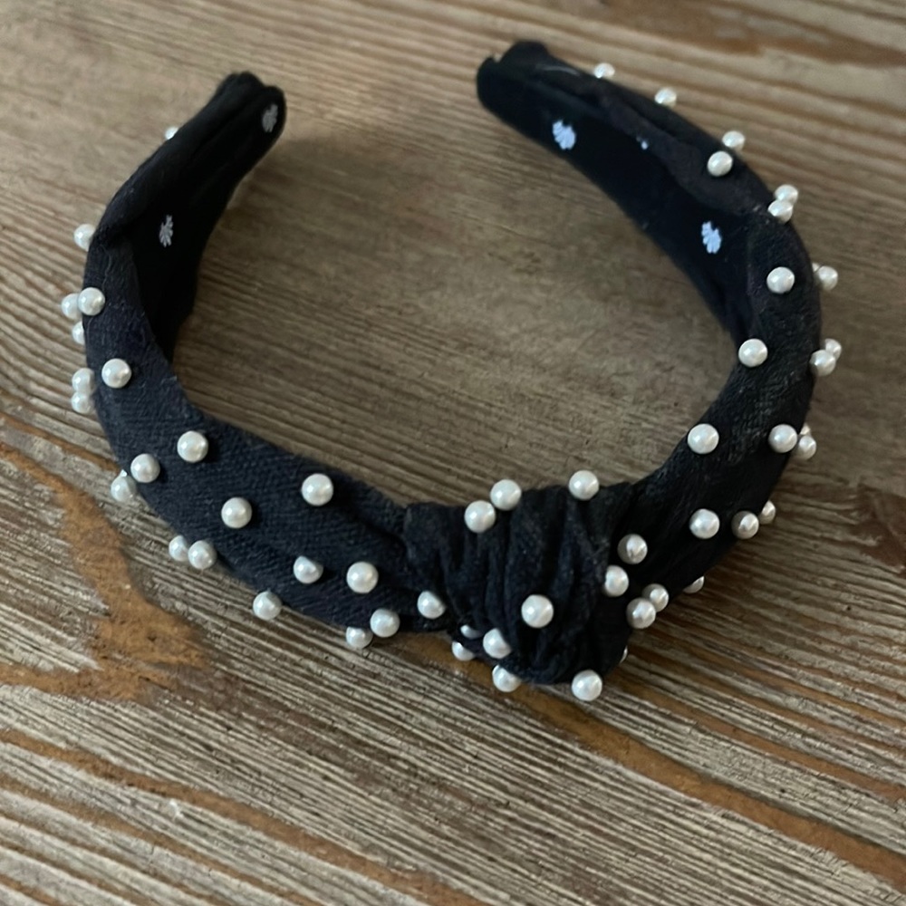 Lele Sadoughi Pearl and Black Small Headband